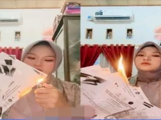 Viral Bakar 13 Sertifikat, Siswi Protes Jalur Prestasi