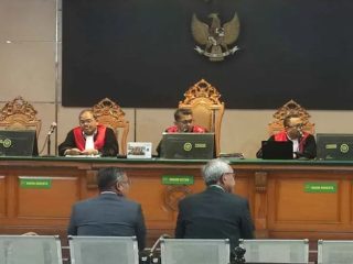 Dalih Pinjaman Rp8,5 Miliar Mengemuka di Sidang Korupsi Bekasi