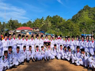 Paskibra SMPSATUBB Dipuji, Jadi Inspirasi Disiplin Generasi Muda