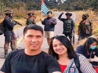 Istri Aris Sanda Ternyata Guru di Mbua, Dievakuasi ke Wamena